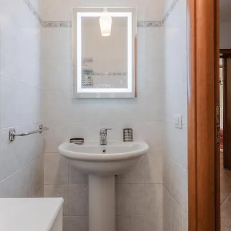 Apartament Guesthost - Casa Rocchetti With Parking&garden! *