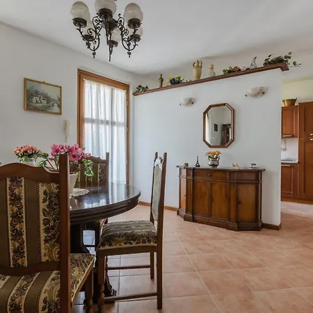 Casa Rocchetti With Parking&garden! * Поркари