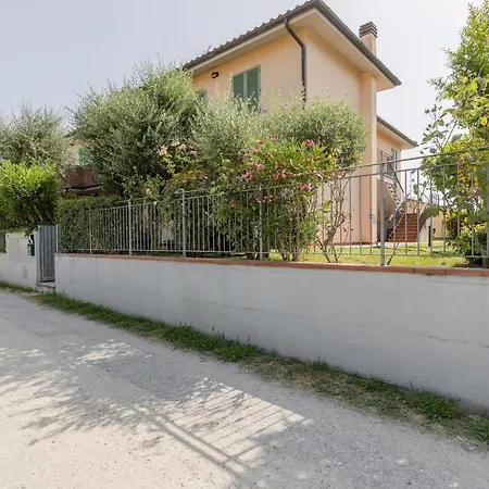 Guesthost - Casa Rocchetti With Parking&garden! Apartament Porcari
